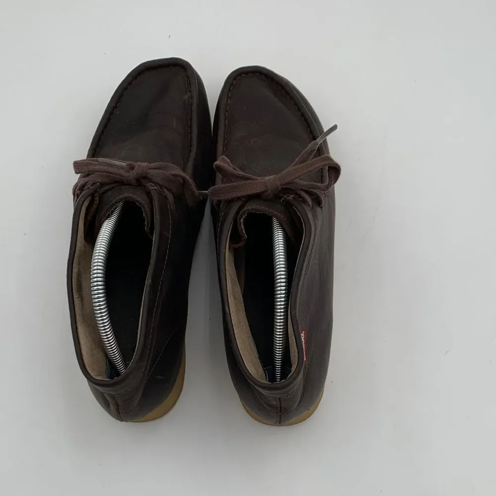 Clarks Wallabee brown leather chukka boots men’s size 10
